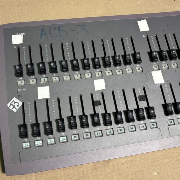 Пульт управления освещением ETC SmartFade 2496 7219A1002 (б/у) 1001754 фото