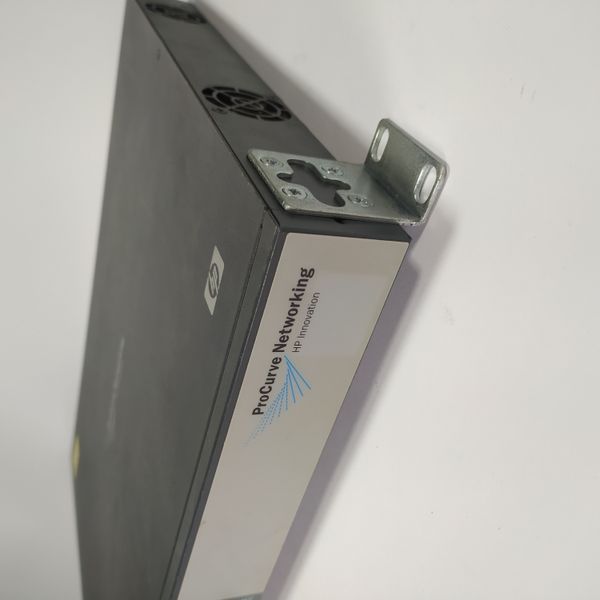 Коммутатор HP J9021A Procurve Switch 2810-24G (б/у) 17123 фото