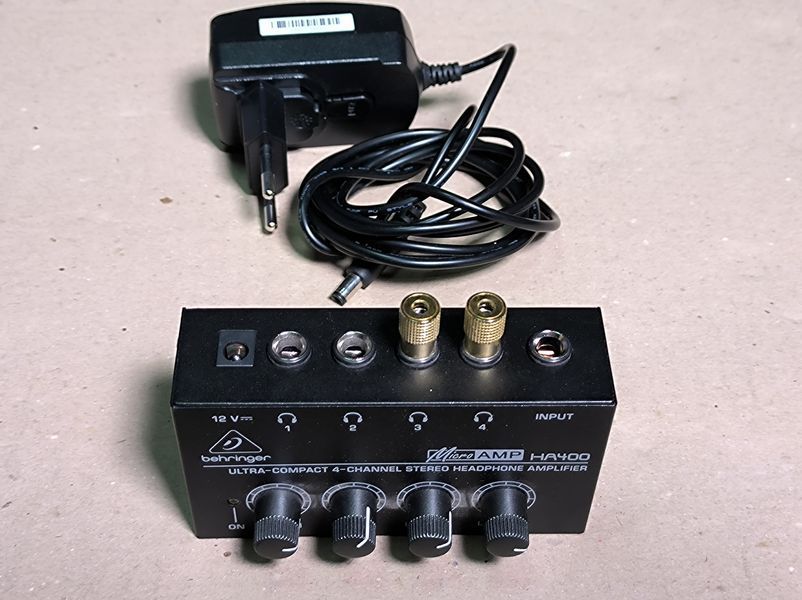 Усилитель для наушников Behringer HA400 (б/у) 1001556 фото