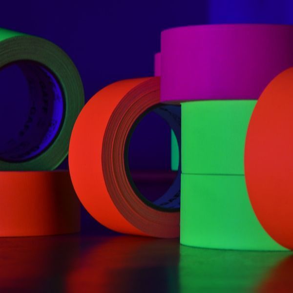 Флуоресцентна клейка стрічка Le Mark PRO-GAFFER&trade; TAPE FLUORESCENT 24MM X 25YDS Green (PROGAFF24NGN) 10003381 фото