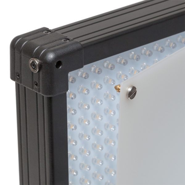 Світлодіодне студійне відеосвітло LED F&V K4000 SE LED Daylight Studio Panel/EU/UK (K4000) (18020102) 100073 фото
