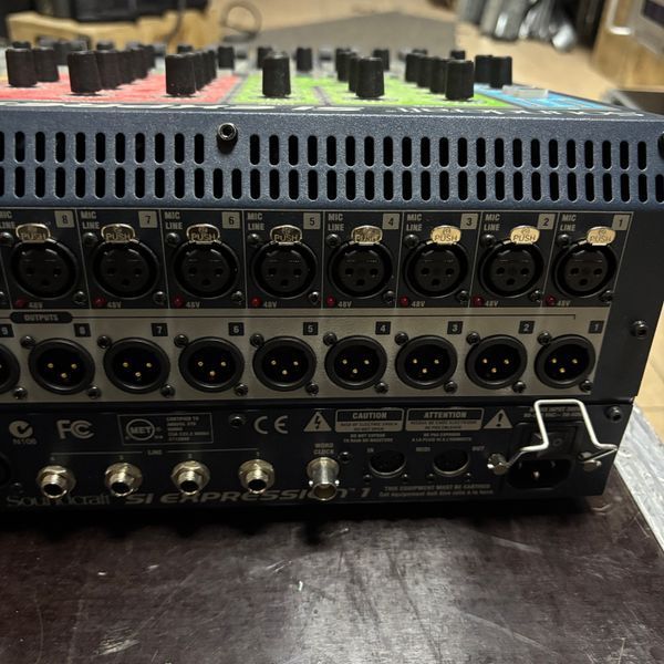 Микшер SOUNDCRAFT Si Expression (б/у) 1001907 фото